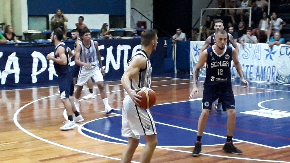 Ajustada derrota de Somisa