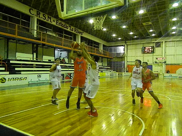 Regatas no pudo con el «Pincha» de La Plata