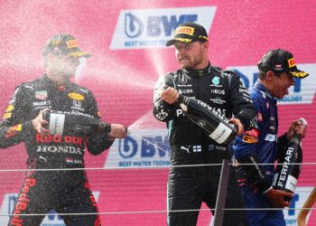 Verstappen ganó de punta a punta el GP de Austria de Fórmula 1 y confirmó su liderazgo en el campeonato