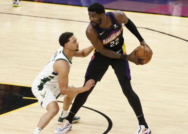 NBA: Phoenix Suns derrotó a Milwaukee Bucks por el Juego 1 de las Finales