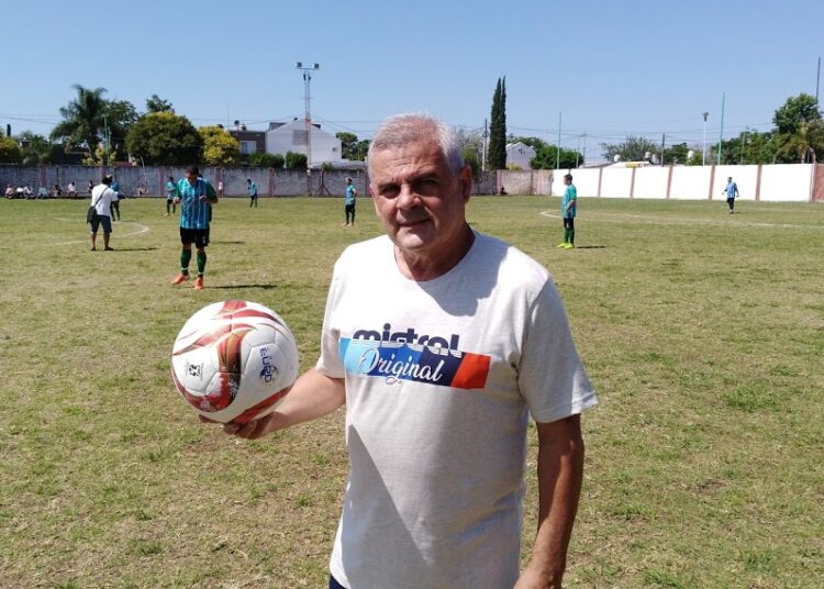 Oscar Bossoletti: “Sin público es inviable jugar”