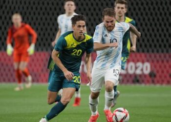 Argentina arrancó los Juegos Olímpicos con un paso en falso: cayó ante Australia en el estreno del fútbol masculino