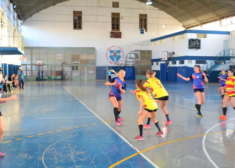 El handball tuvo su arranque con todo
