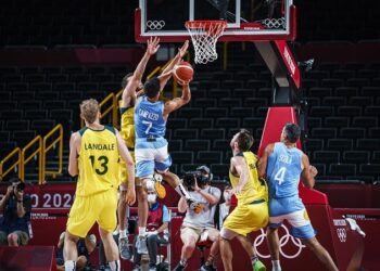 Básquet: Argentina perdió claramente ante Australia y quedó eliminada en los JJOO