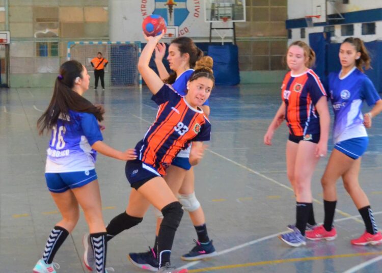 HANDBALL: Comenzó el certamen de inferiores