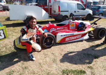 VICTORIA NICOLEÑA EN LA FÓRMULA