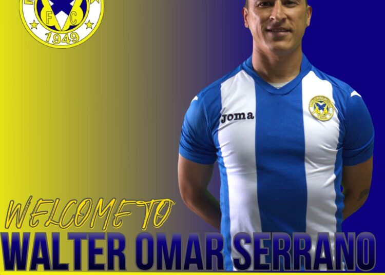 Walter Serrano fue presentando en su nuevo club en Malta