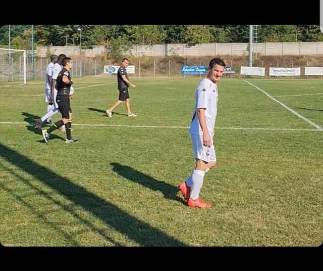 Leonardo Mignaco debuto con triunfo en Italia
