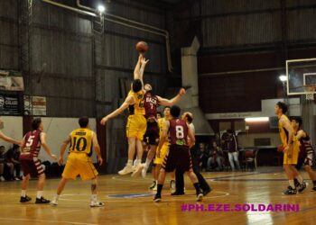 El Saca va por otra victoria a Zarate