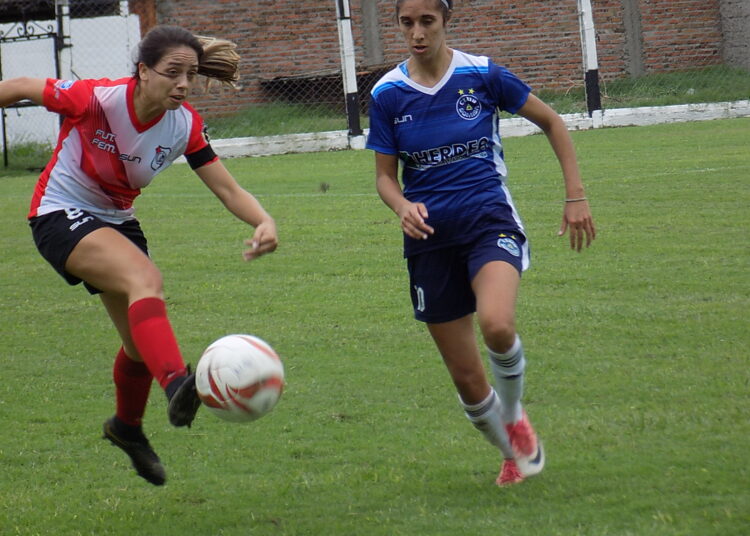 El fútbol femenino tiene su fixture para volver al ruedo