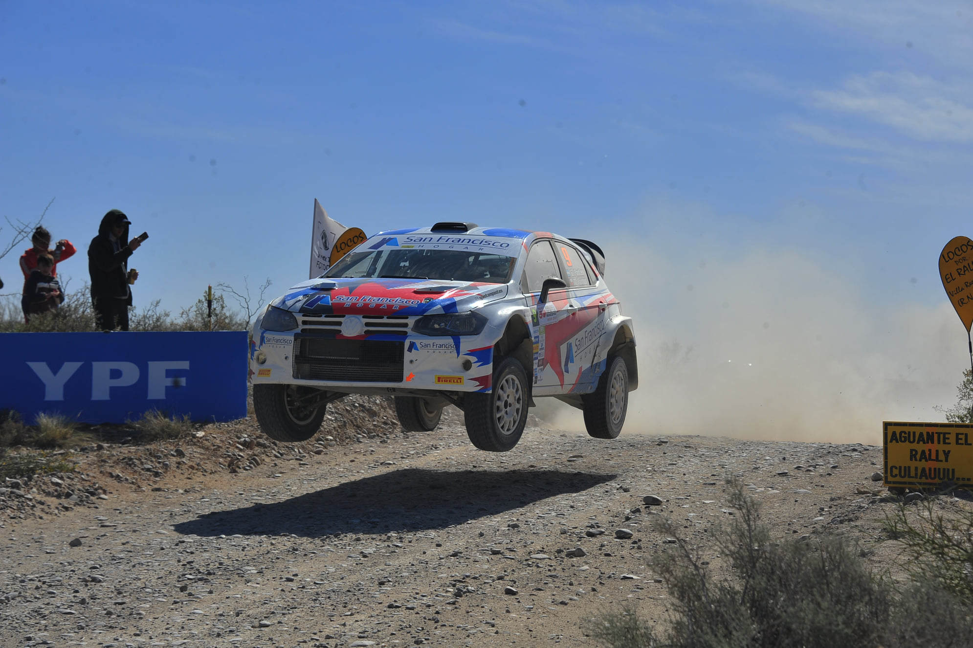 Sebastian Monserratt marcha tercero en el Rally de la Manzana