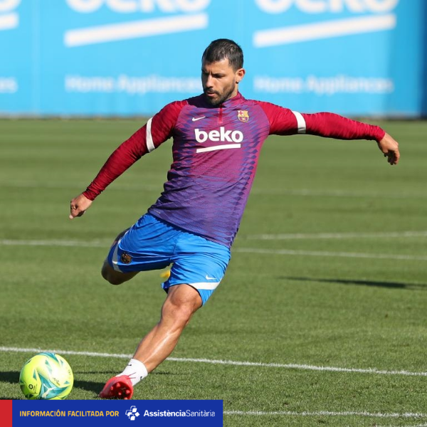 El «Kun» Agüero estará tres meses inactivo a causa de una arritmia cardíaca