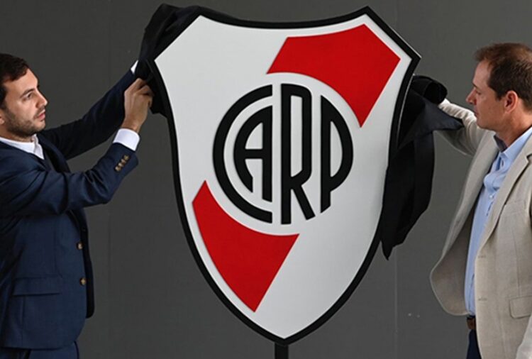 River relanzó su marca con la presentación del nuevo escudo del club