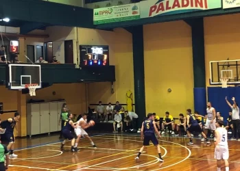 Regatas con Ingrata en llamas mantiene su invicto y es líder en su zona