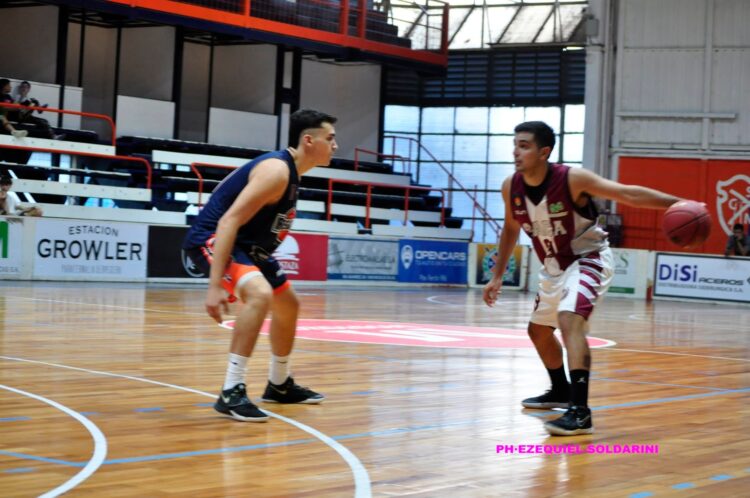 Regatas A le gano a Sacachispa