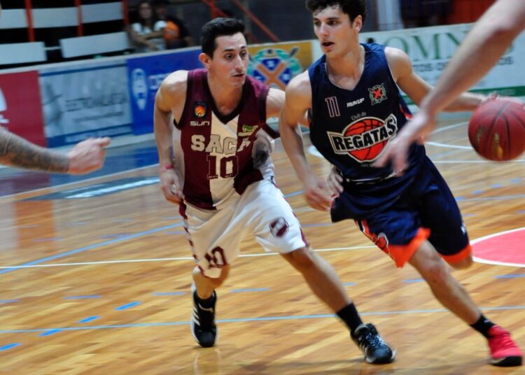 Regatas A le gano a Sacachispa