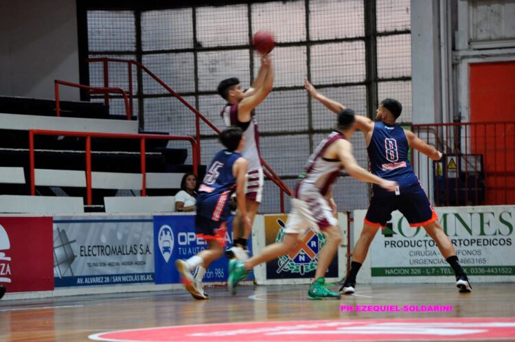 Regatas A le gano a Sacachispa