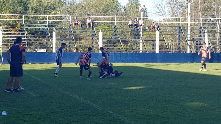 Regatas se metió en la final en un partido increíble
