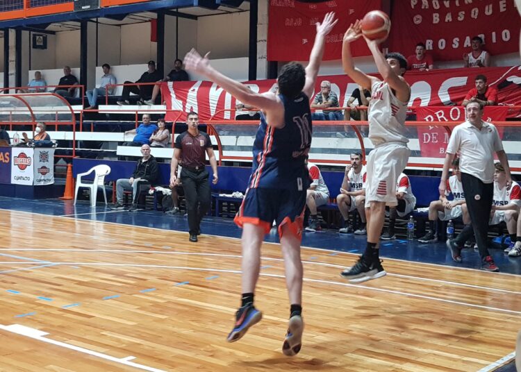 El puntero Regatas ante el duro Provincial