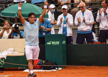 Sebastián Báez y Diego Schwartzman ganaron sus puntos en la Copa Davis
