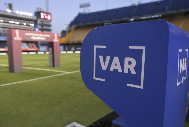 Hoy arranca claves para entender la llegada del VAR al fútbol