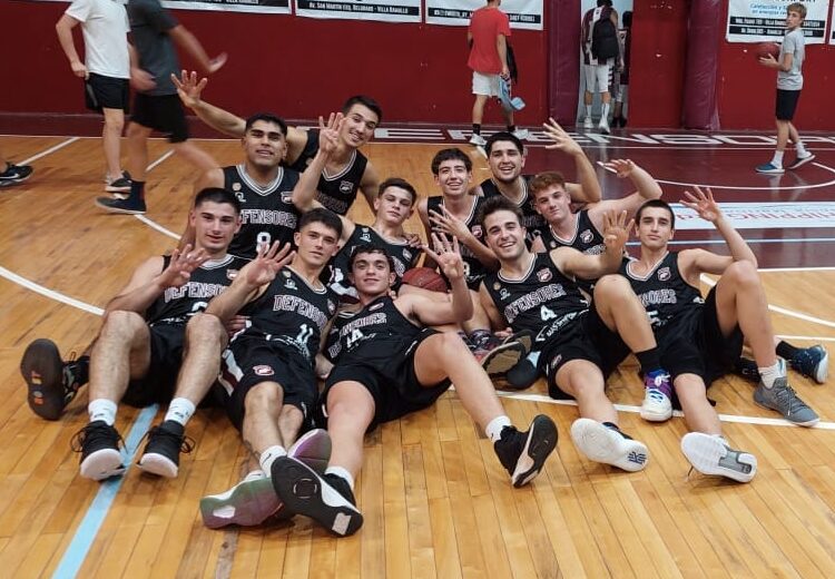 Defensores gana, sigue invicto y es el puntero de la A1