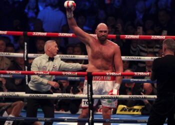 El «Rey» Fury se despidió con un nocaut en Wembley