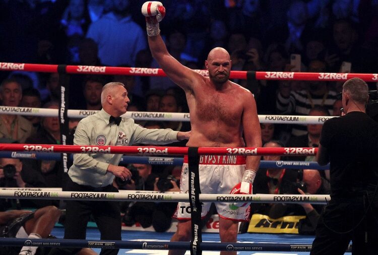 El «Rey» Fury se despidió con un nocaut en Wembley