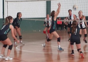Se jugo la sexta del Voley nicoleño