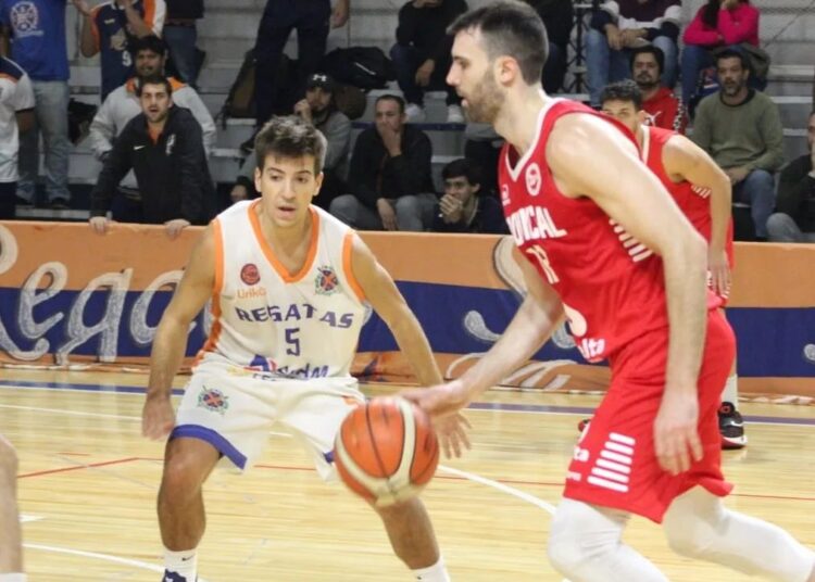 Regatas perdió ante Provincial en Rosario