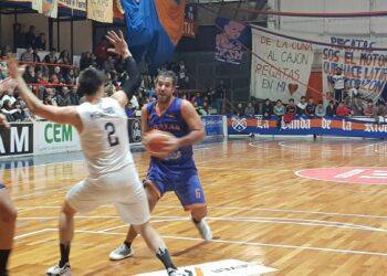 Regatas gano y estira la serie, el domingo define ante Gimnasia