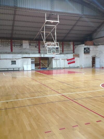 Riberas y Mitre de San Pedro suspendido