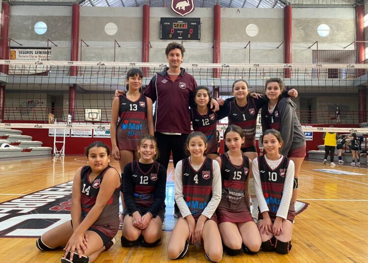 Este sábado se jugo una nueva fecha del torneo de oficial de Vóley