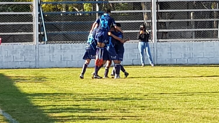 Paraná le gano a Los Andes y se subió en lo mas alto de la Tabla