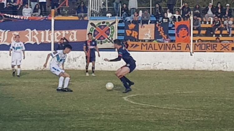 Argentino y Regatas solo un empate