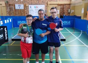 TENIS DE MESA PARA PERSONAS CON SÍNDROME DE DOWN: JUAN PABLO CASTET GANÓ SUS TRES PARTIDOS EN LA COMPETENCIA POR EQUIPOS