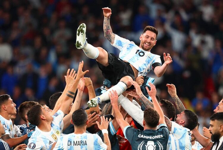 Messi también le gana al paso del tiempo: cumple 35 años en plena vigencia