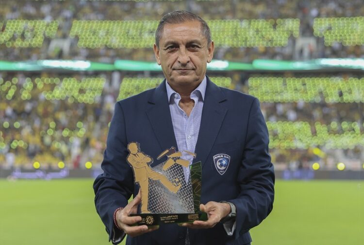 El equipo de Ramón Díaz se consagró campeón en el fútbol de Arabia Saudita