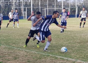 La Emilia con la cabeza de Merello le cambio el final al partido