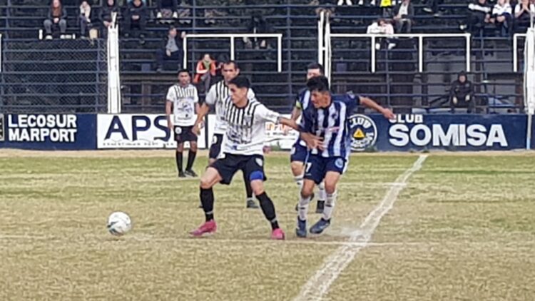 La Emilia con la cabeza de Merello le cambio el final al partido