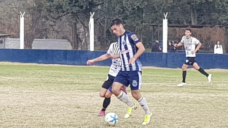 La Emilia con la cabeza de Merello le cambio el final al partido