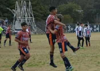 Alejo Martin Gareis, el siete bravo de Regatas