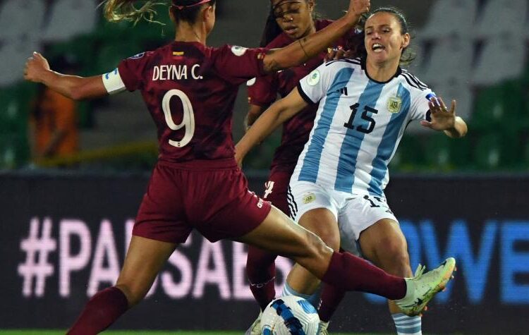 Argentina le ganó 1 a 0 a Venezuela por la Copa América femenina y se clasificó a las semifinales
