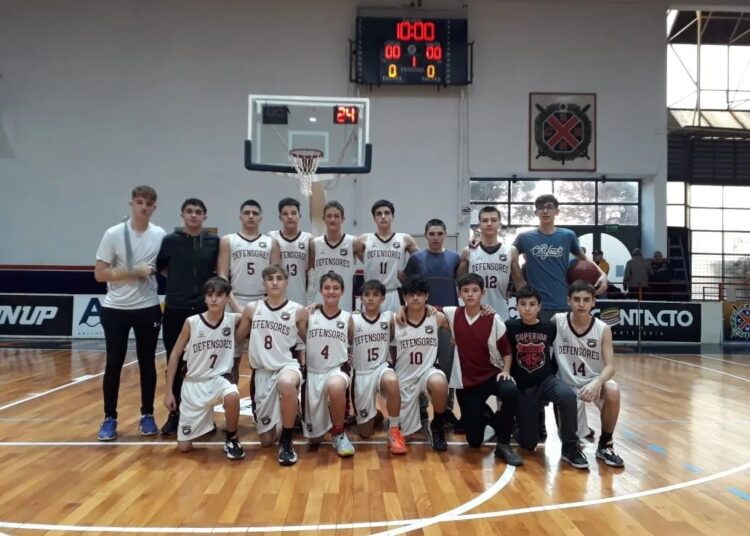 Defensores es el primer finalista del Cuadrangular U15
