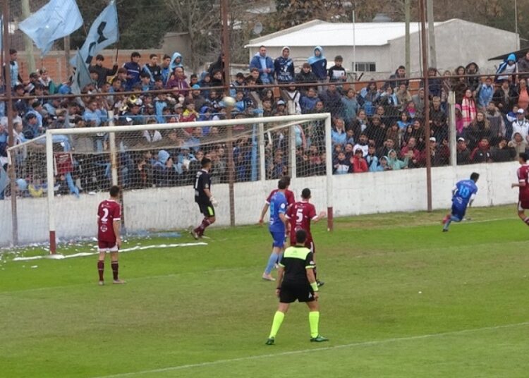 Defensores lo empato sobre el final y esta entrando en la Liguilla