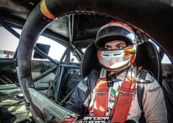 En Rosario debuto en el Top Race Juan Pablo Traverso