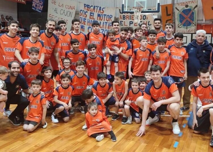 Regatas le gano Almagro y es el puntero de su zona