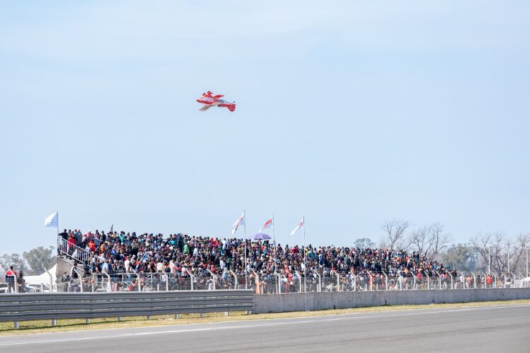 MÁS DE 15 MIL PERSONAS VIVIERON UN GRAN FIN DE SEMANA EN EL AUTÓDROMO SAN NICOLÁS