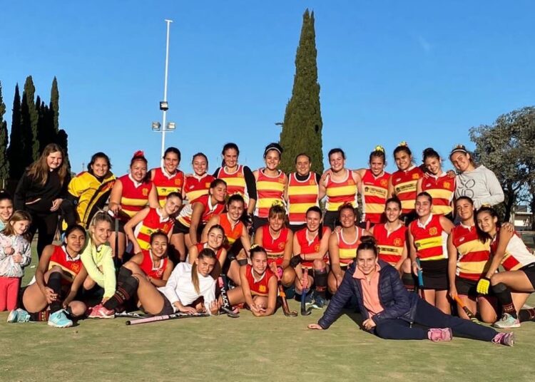 Regatas A y Belgrano revalidaron su lugar en sus categorias