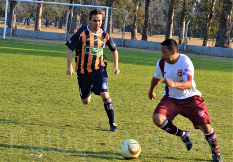 Se disputo la tercera del futbol Senior